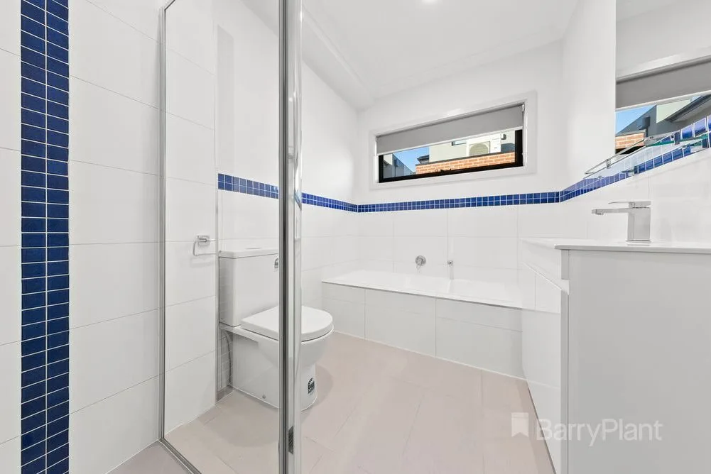 114 George Street, St Albans – Unit 1 · Bathroom