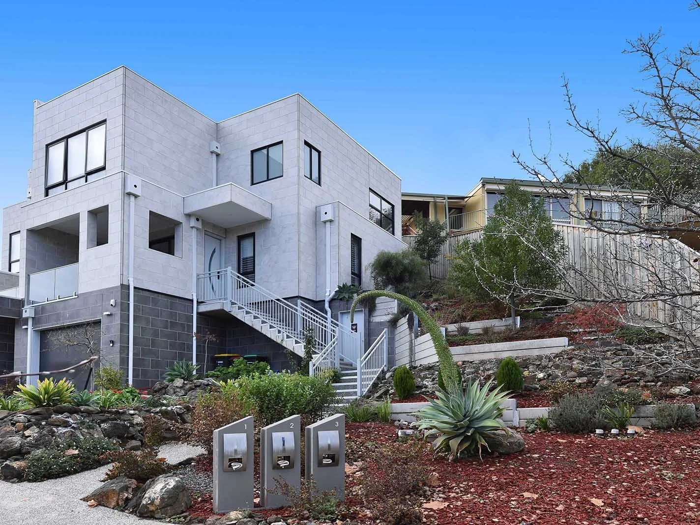 12 Michael Court, Niddrie – From the garden