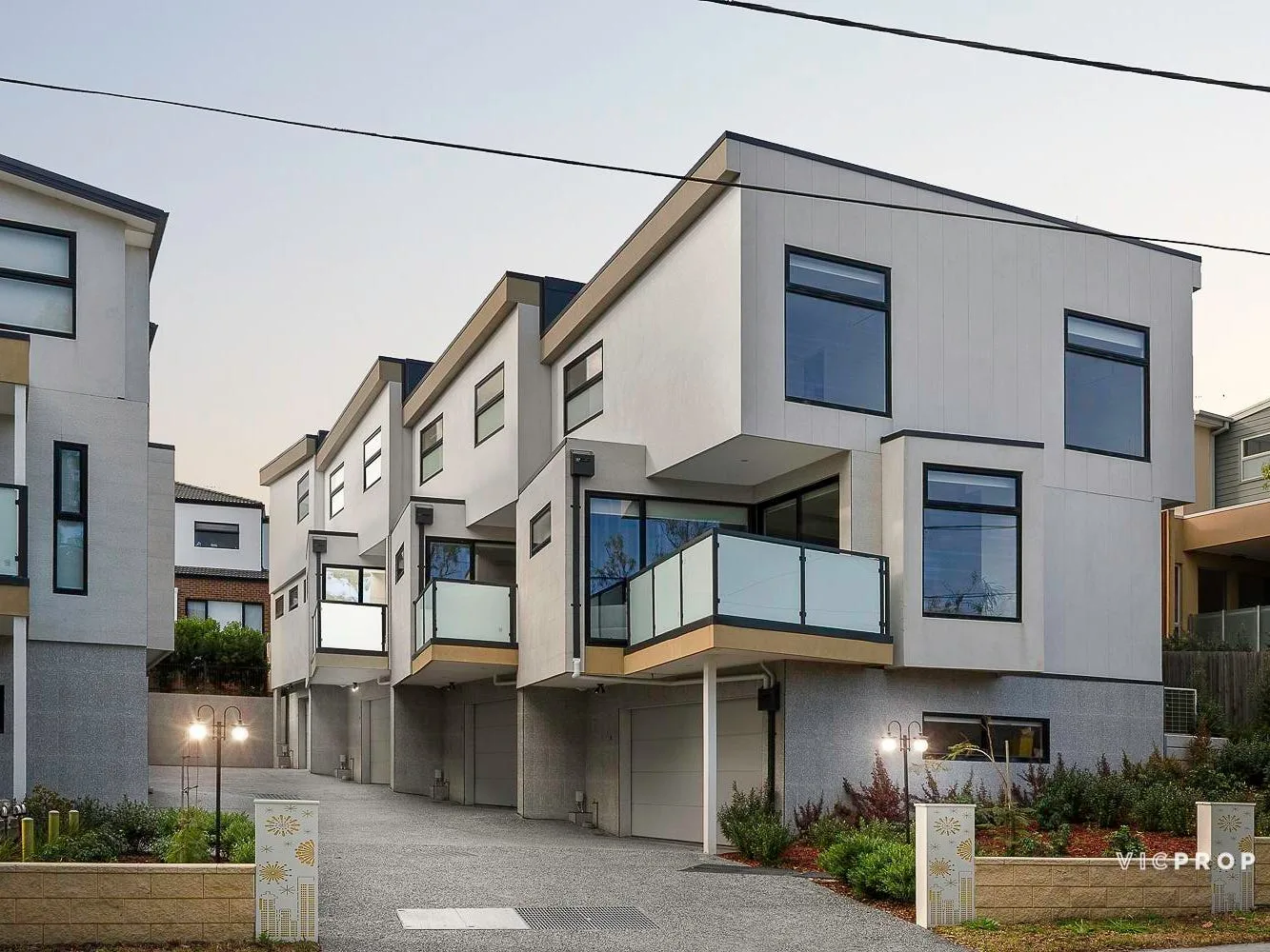 5-7 Montgomery Place, Bulleen – Streetscape at dusk